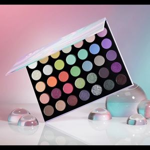 Morphe | Icy Fantasy